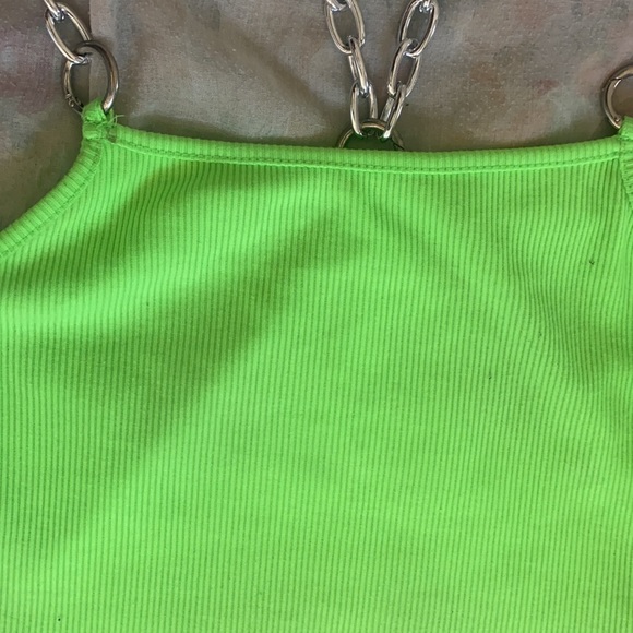 Medium Neon green crop tank with chain straps - Picture 3 of 3